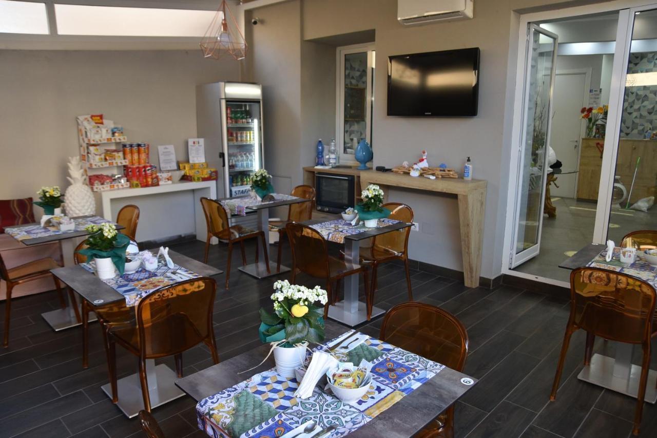 Regina Margherita Suite Naples Exterior photo