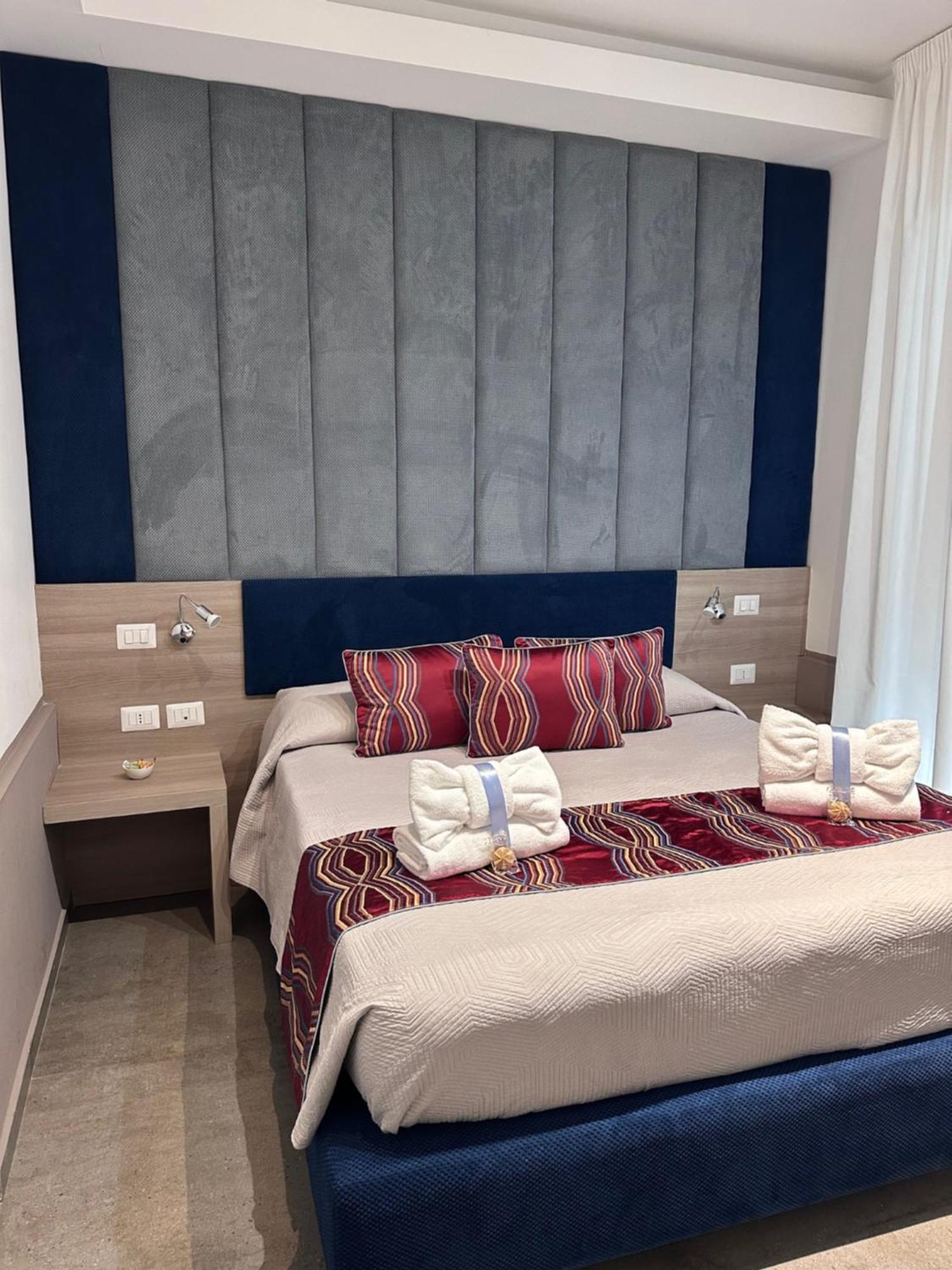 Regina Margherita Suite Naples Exterior photo
